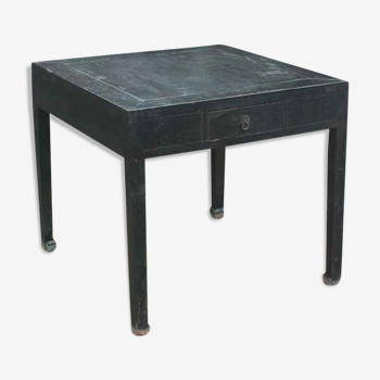 Table carrée ancienne bois laqué