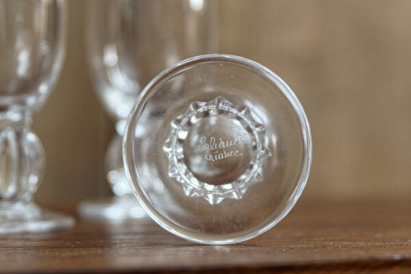 Lot de 5 verres à digestif lalique france