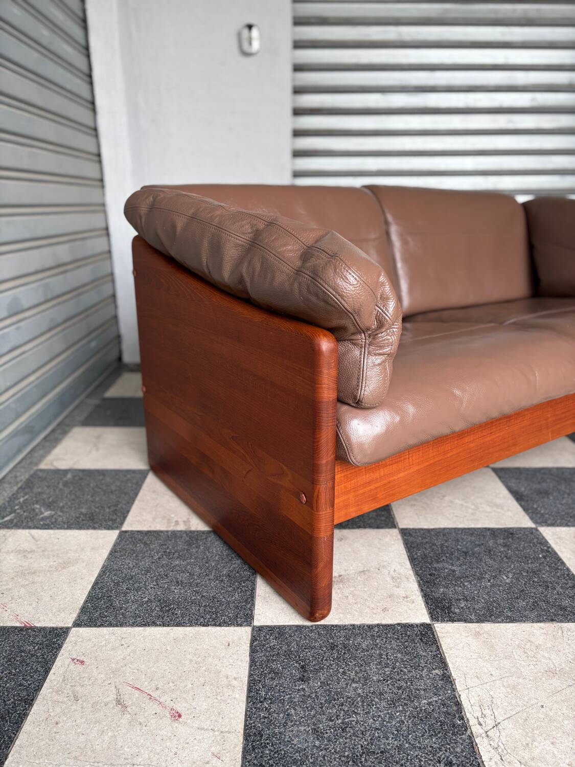 Canapé danois en teck massif Mikael Laursen