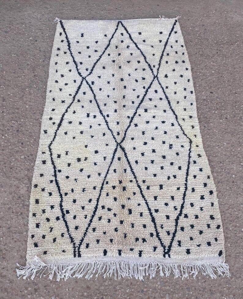 Tapis berbère en laine pure fait main traditionnelle taille 150/250 cm