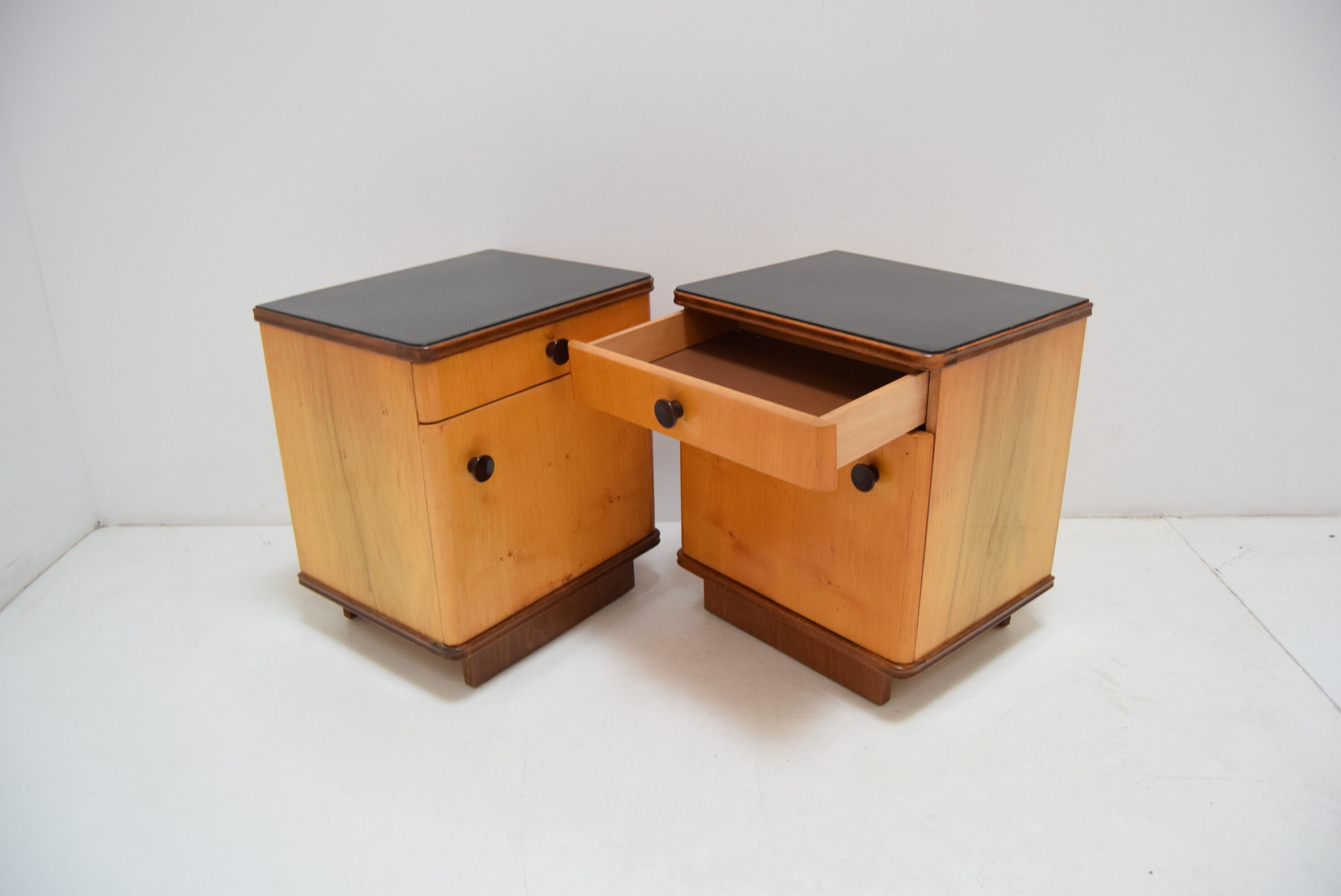 Pair of mid-century czechoslovakian  bedside tables,1960‘s.