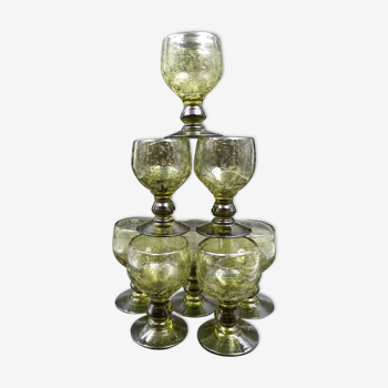 Lot de 8 verres à vin ou à eau en verre bullé année 1970