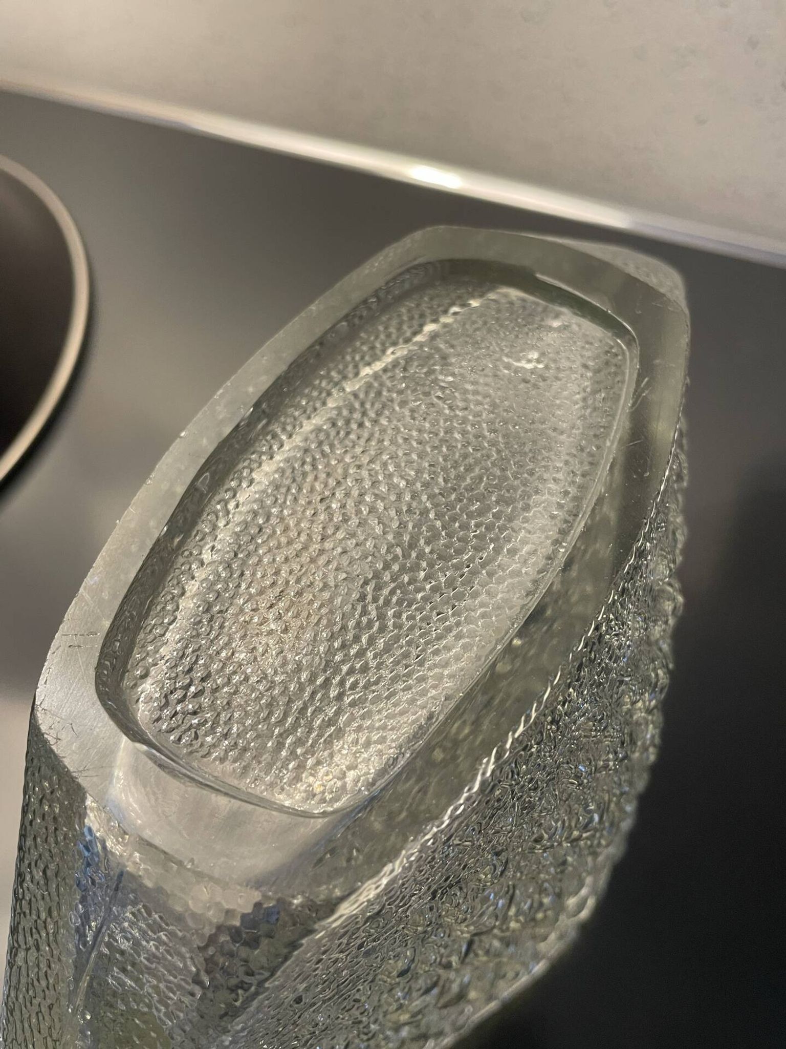 Asteroid vase jan sylwester drost