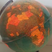 Light earth globe "hercule"