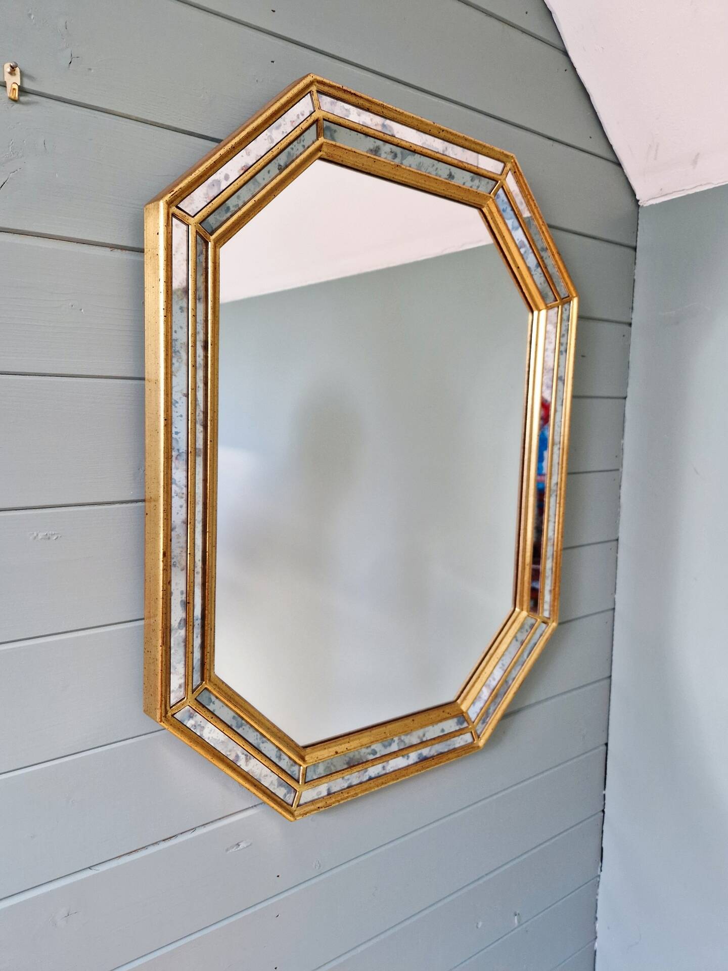 Miroir à parcloses en bois doré, Deknudt (Belgique),1970