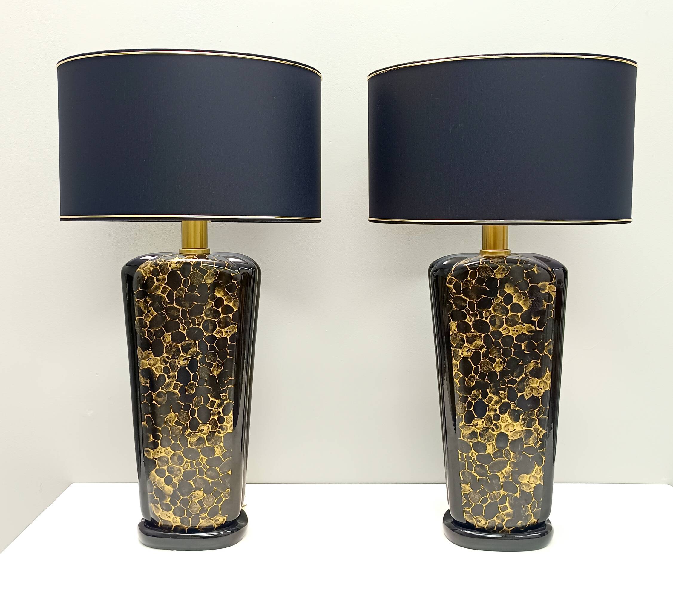 Lampes de table en céramique émaillée noir et or postmodernes, Italie années 1980