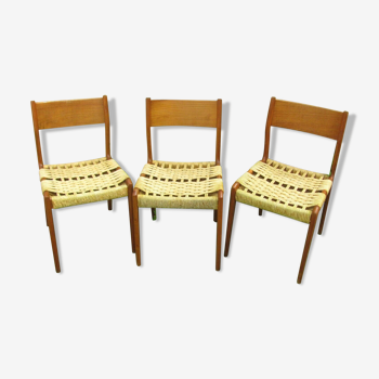 Trois chaises scandinaves assise en corde tressée