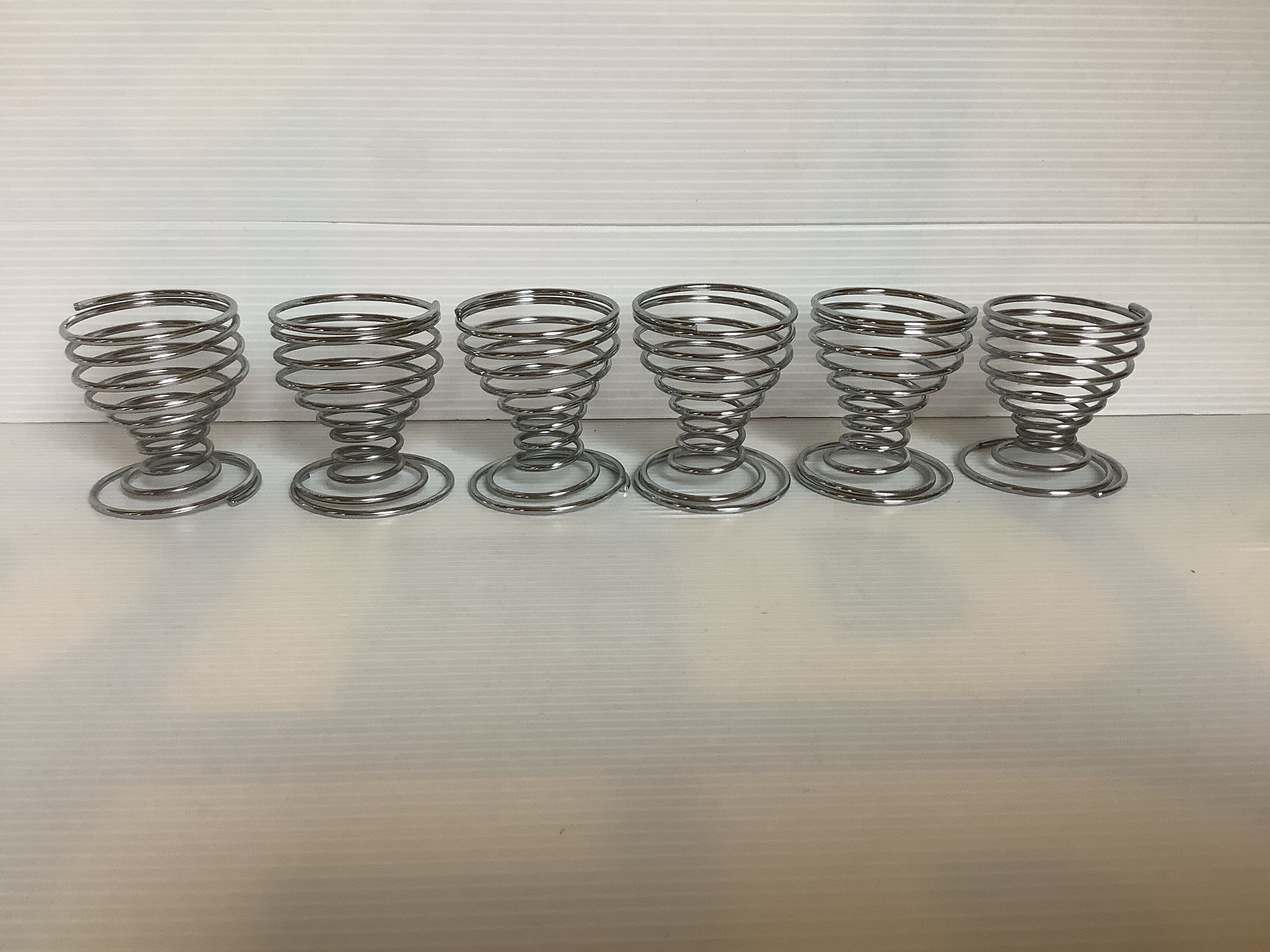 Six coquetiers ressort spirale