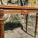Console table à jeux en noyer sculpté d'époque XIXème