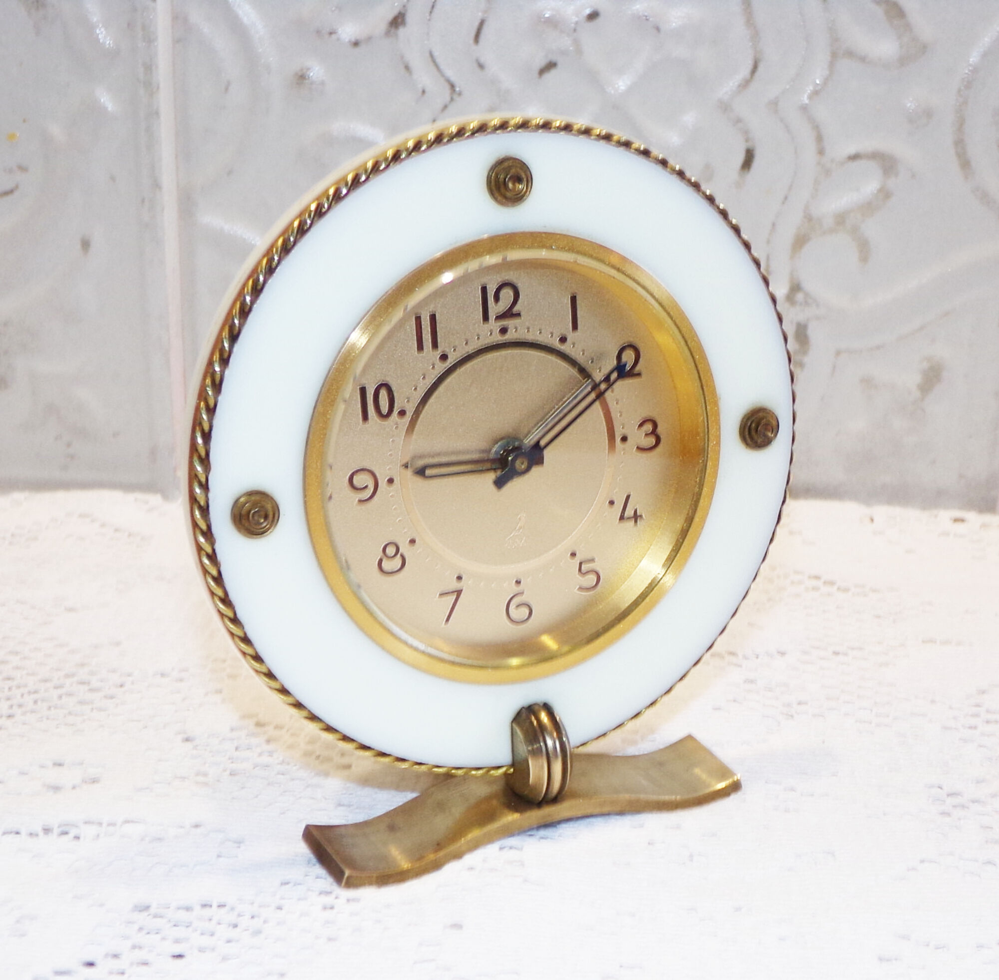 FRANCE 1950 - Charming little Vintage JAZ Alarm Clock - Torsic Cristaglas