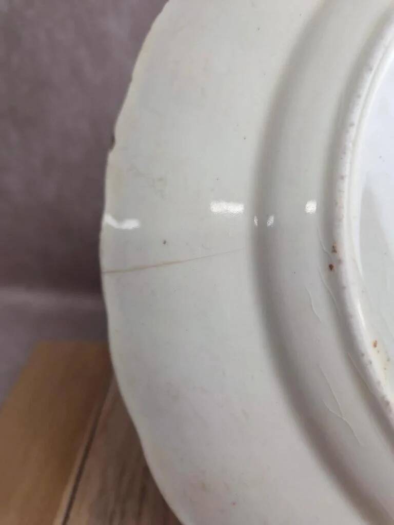 Antique English plate Clarendon P.b.&s – decoration of mauve birds & flowers – Oriental Ivory