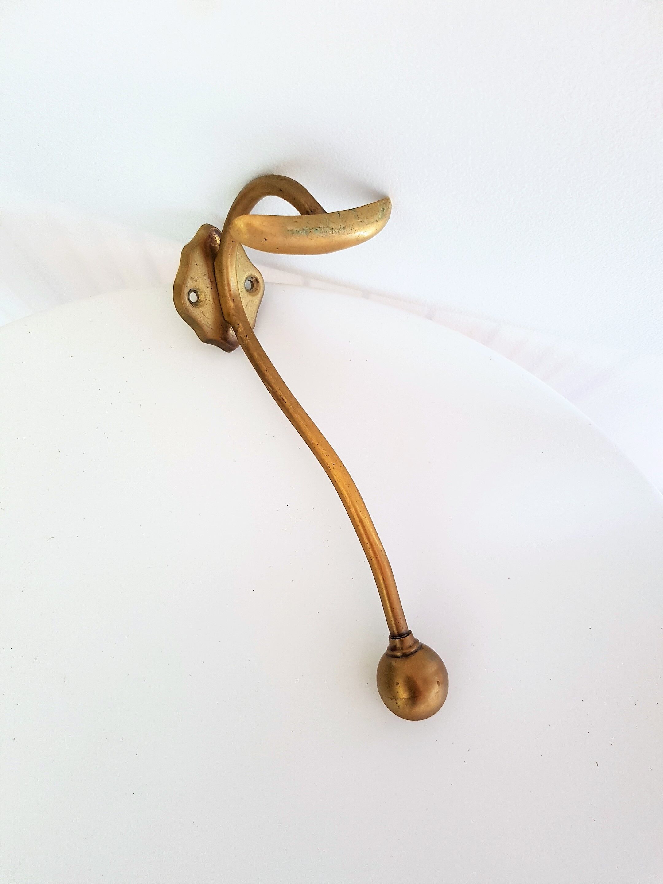 Lot of 4 hooks brass