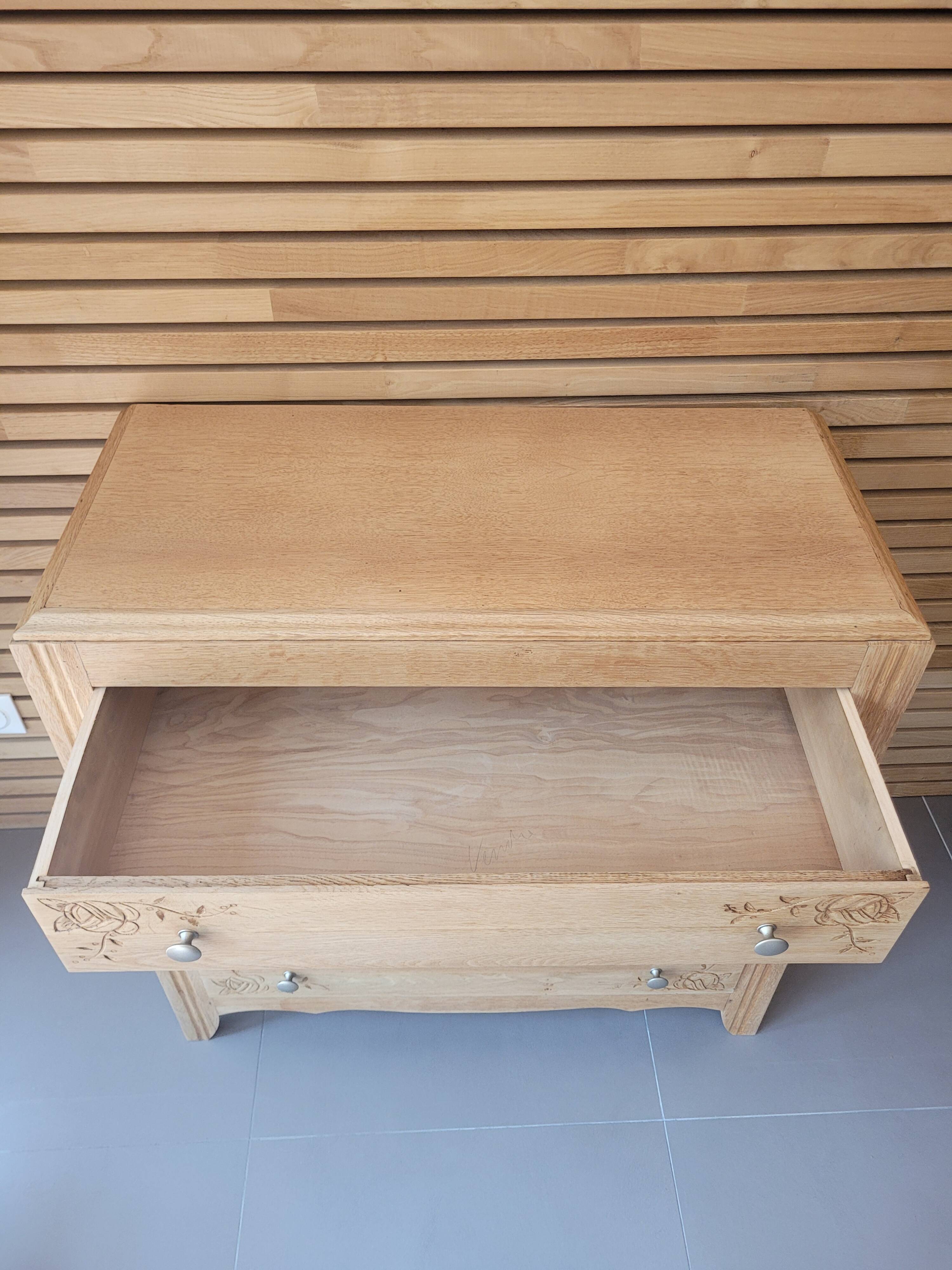 Art Deco chest of drawers