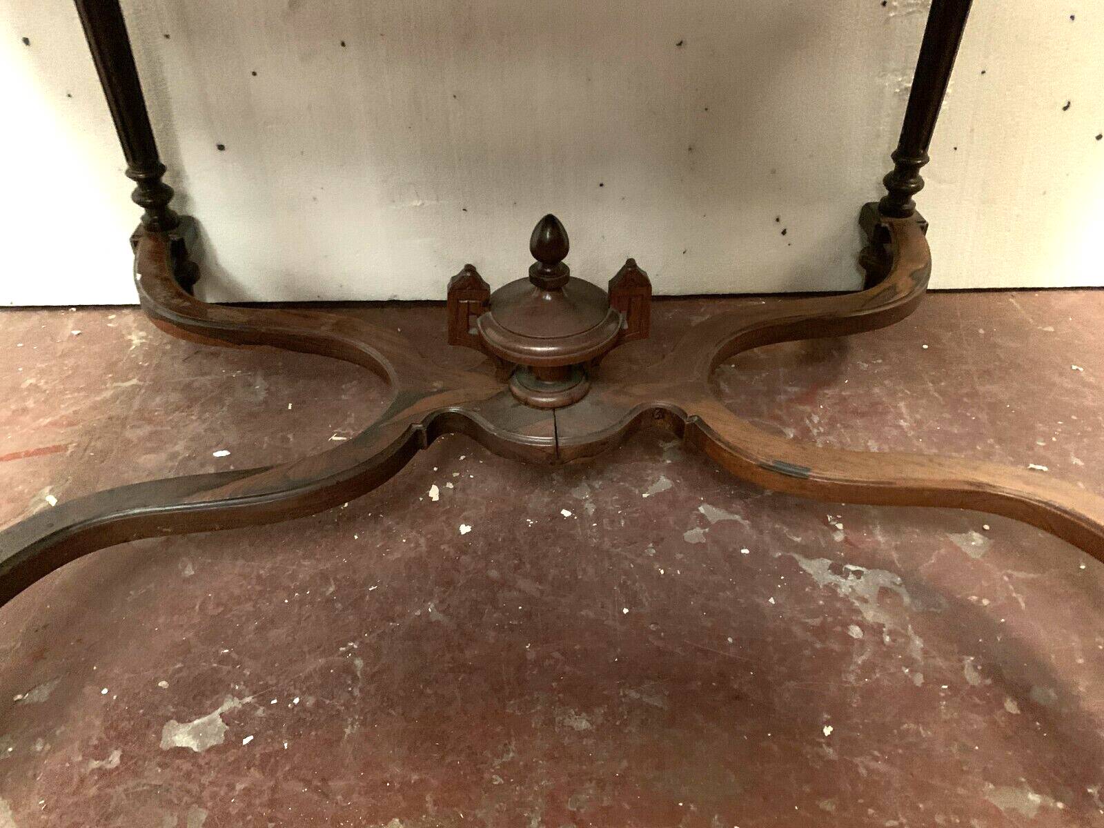 Napoleon III desk table in rosewood and 19th century veneer