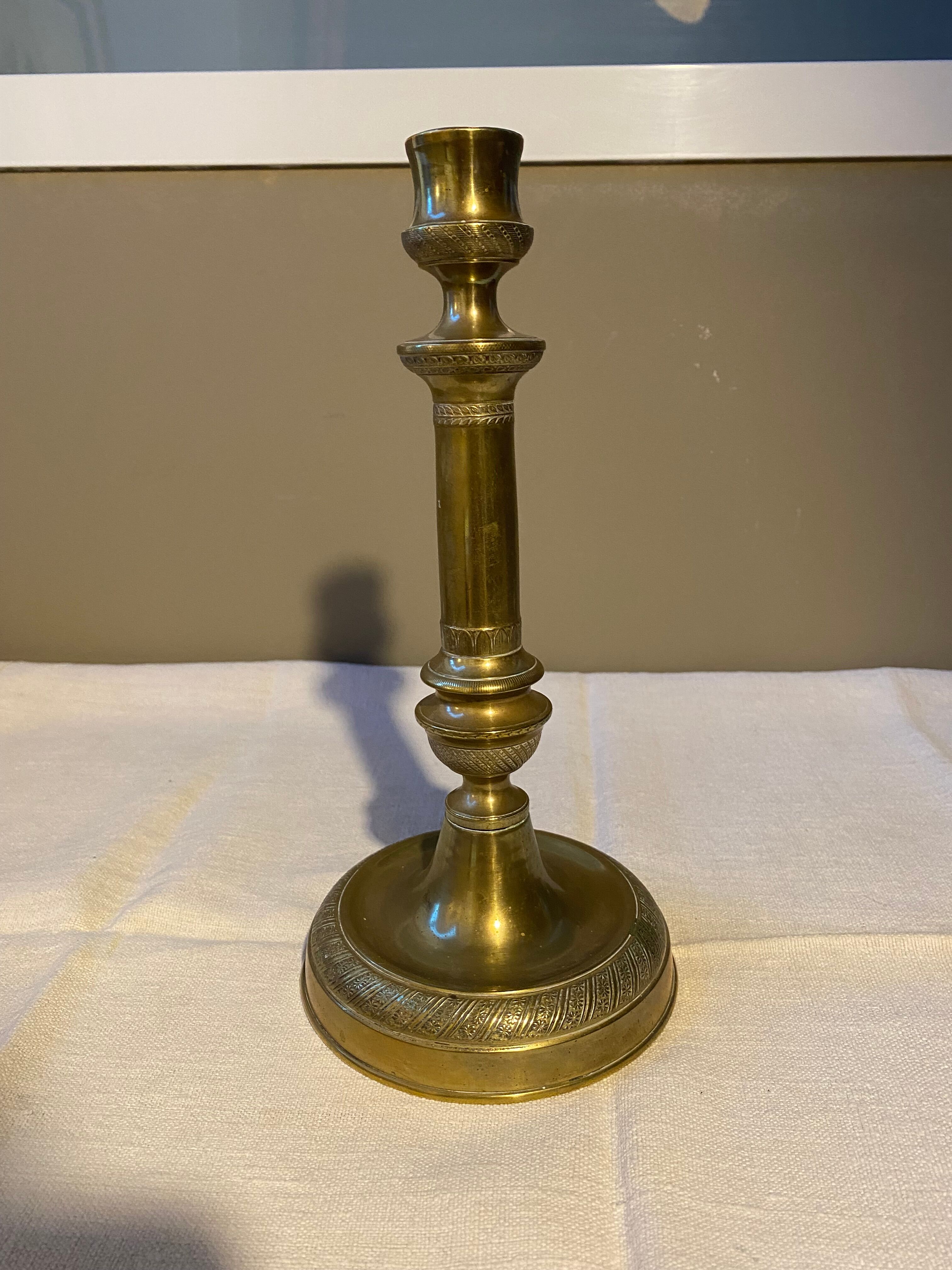 Pair of gilded bronze chandeliers, early XIXs