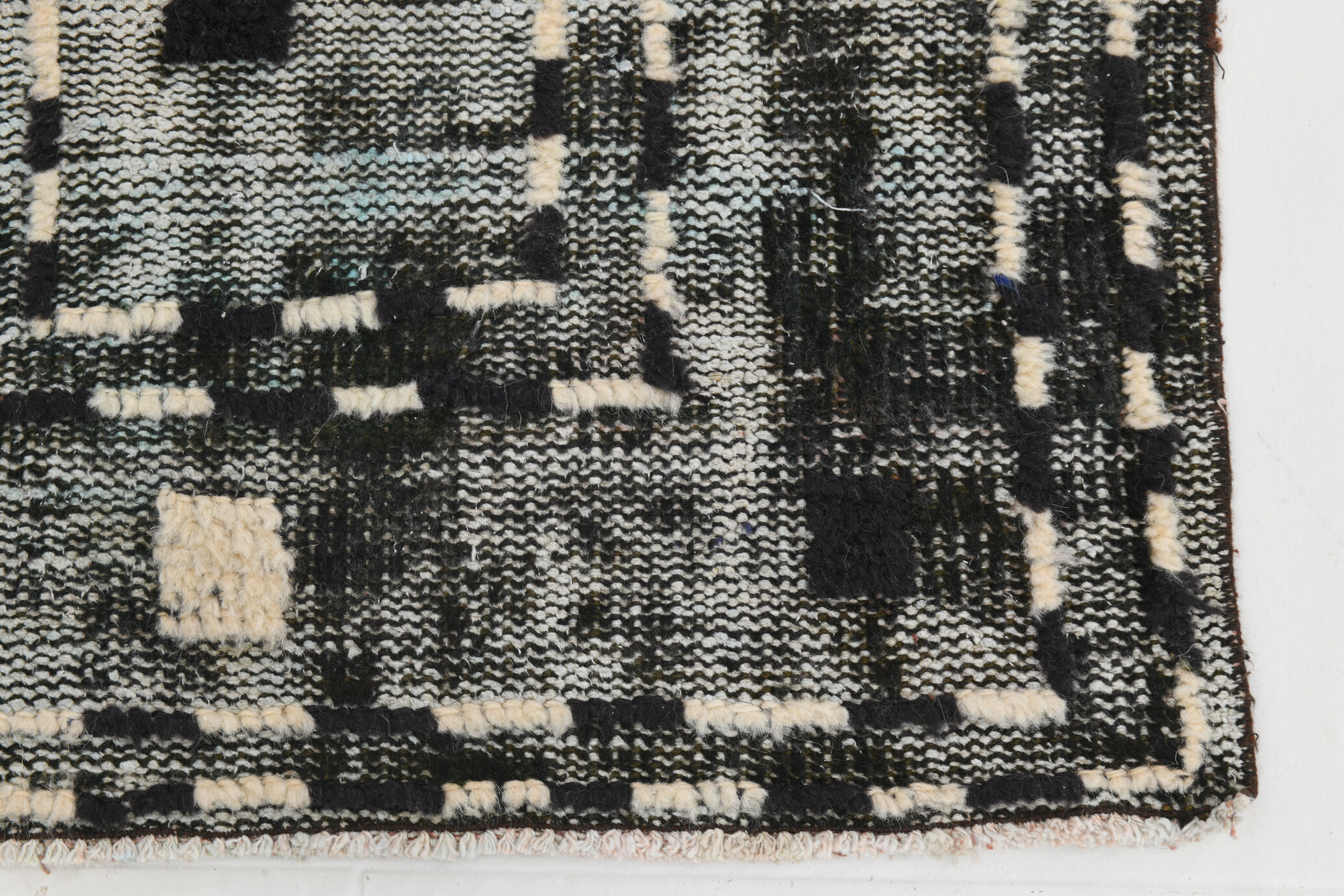 3x9 handmade pom pom vintage runner rug 285x73cm