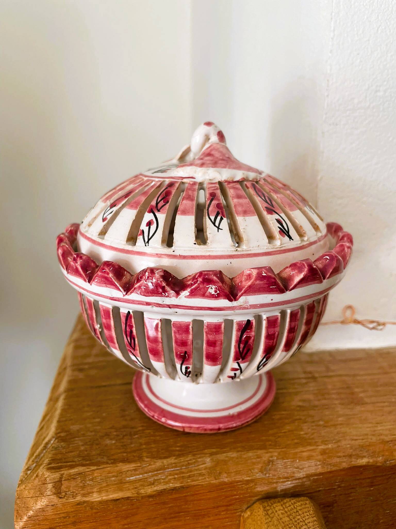 Vintage pierced porcelain bonbonnière