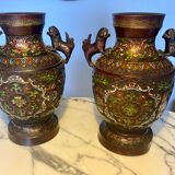 Paire de vases en bronze