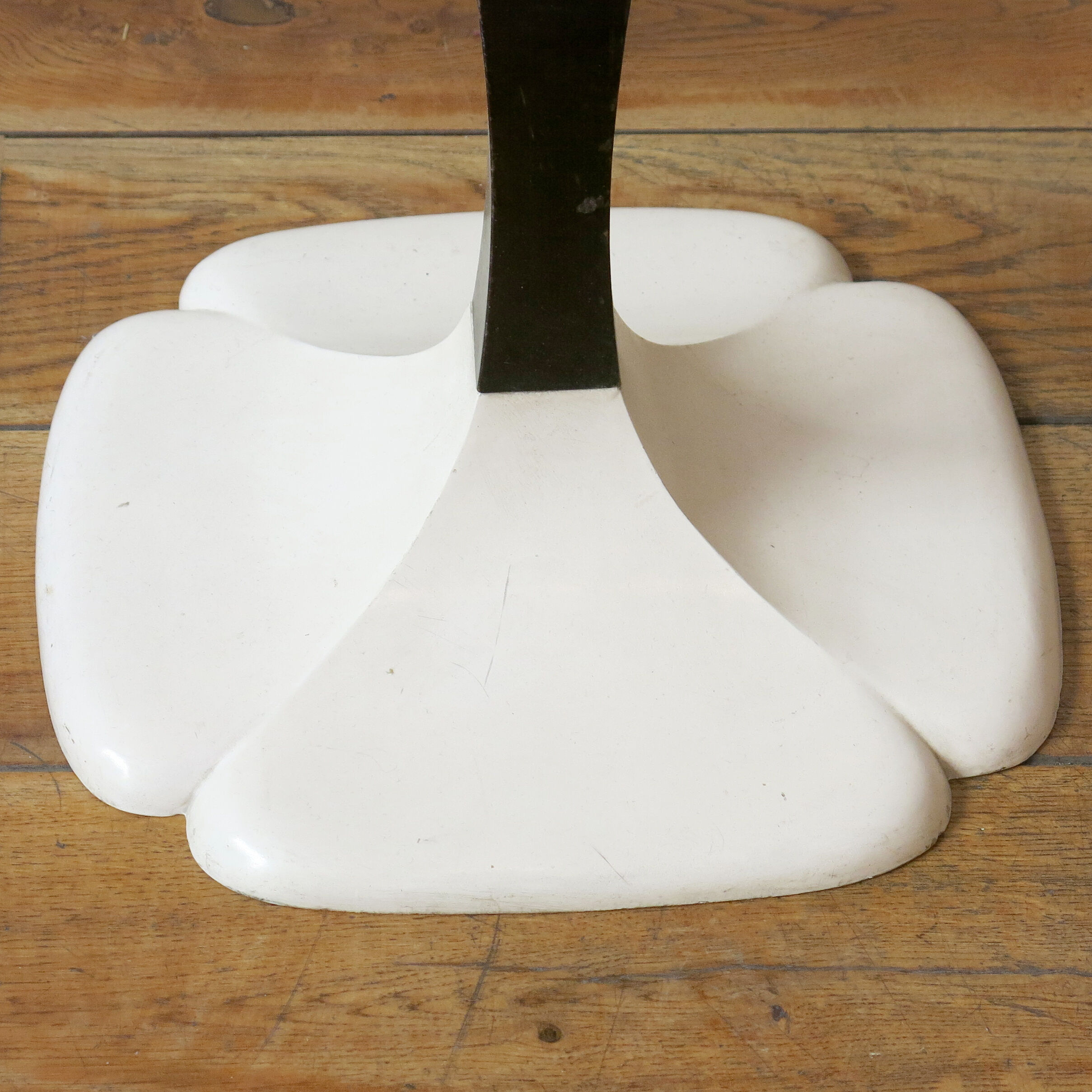 Chair Tulip design Gautier