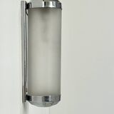 Vintage tubular Art Deco wall light, chrome metal, frosted glass, France, 1930.