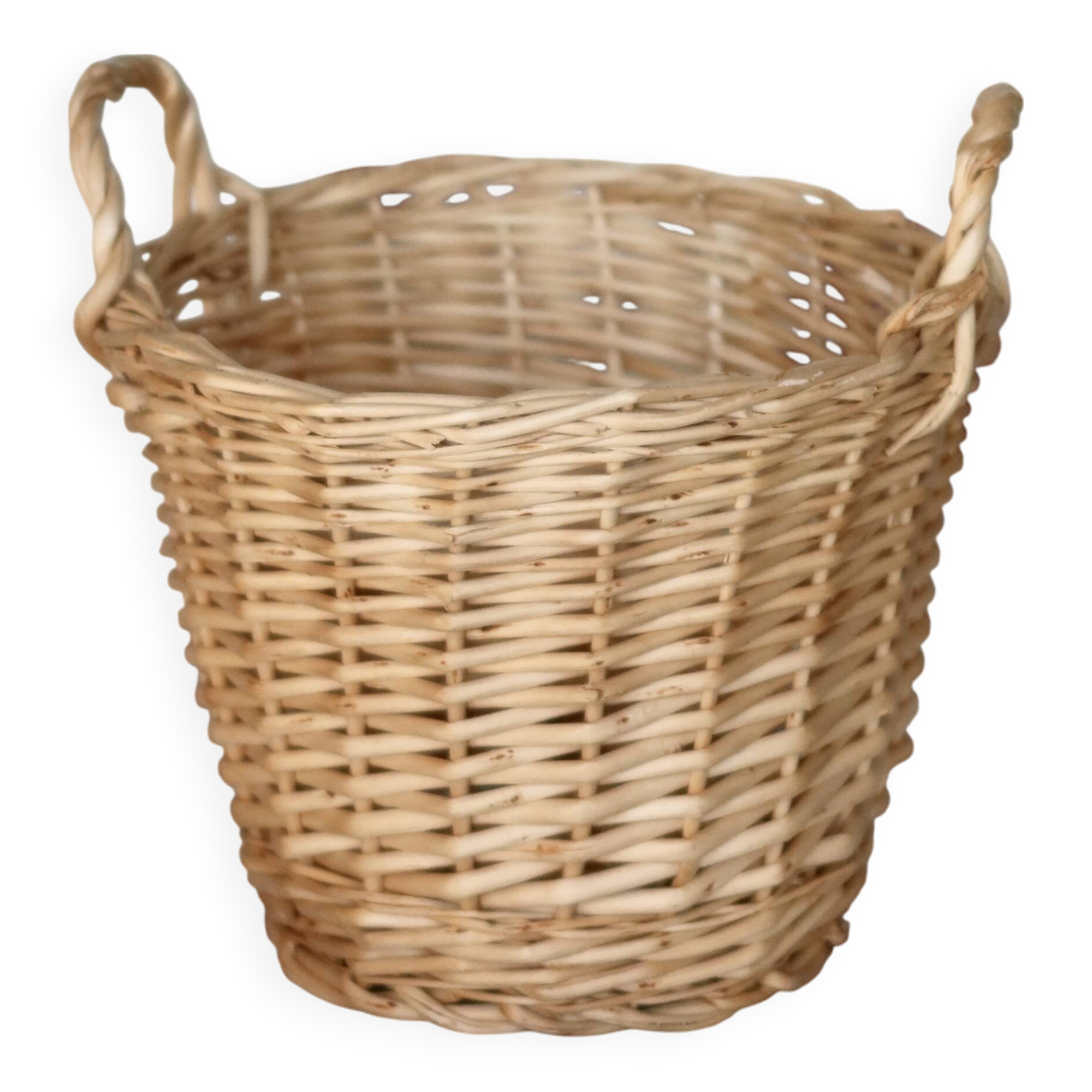 Small vintage wicker mini basket