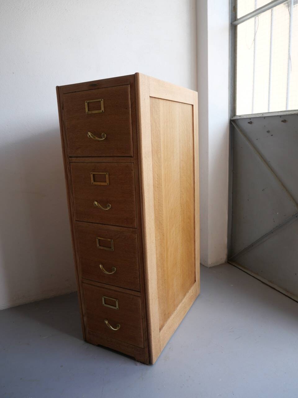 Meuble de classement en chêne
