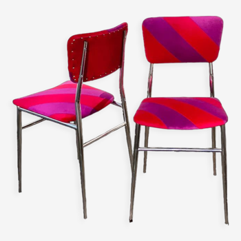 Red/purple patchwork chairs duo