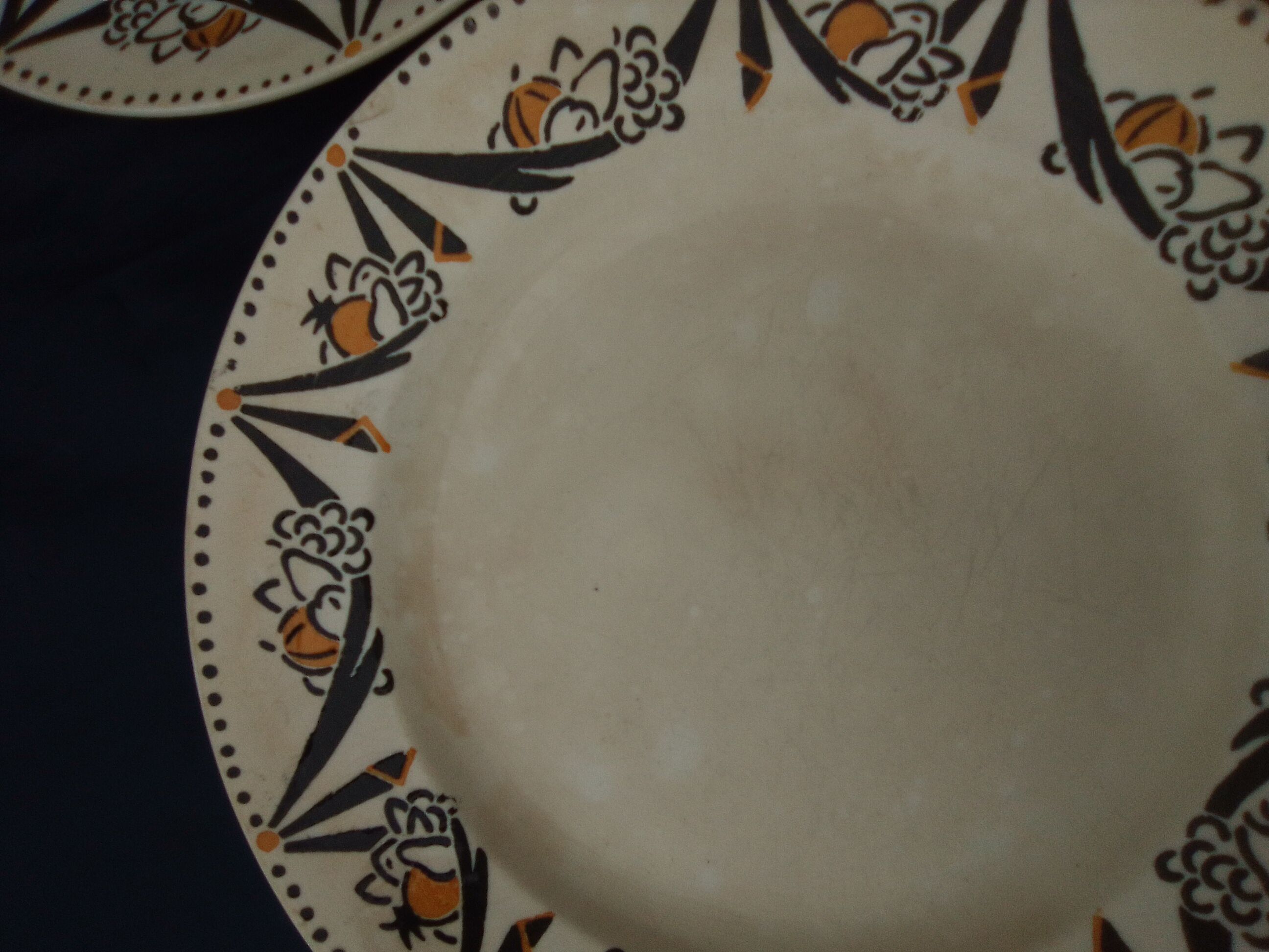 6 plates in earthenware HBCM Creil and Montereau diam 23 cm