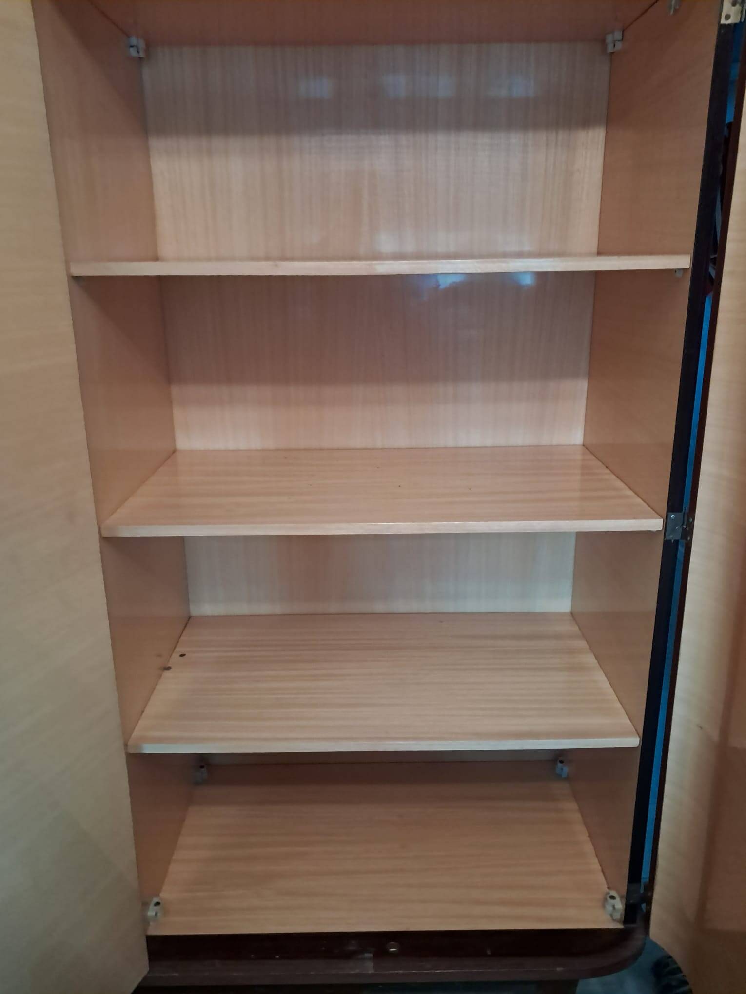 Late Art Deco wardrobe in very good condition.