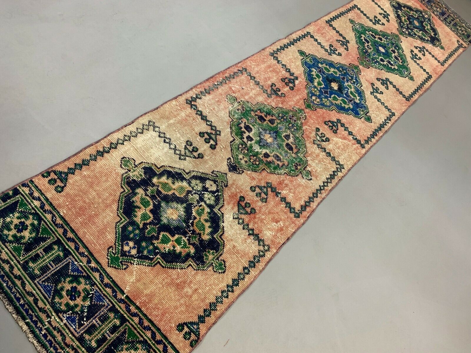Tapis turc 360x79 cm laine vintage