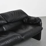 Maralunga sofa by Vico Magistretti, Cassina circa 197
