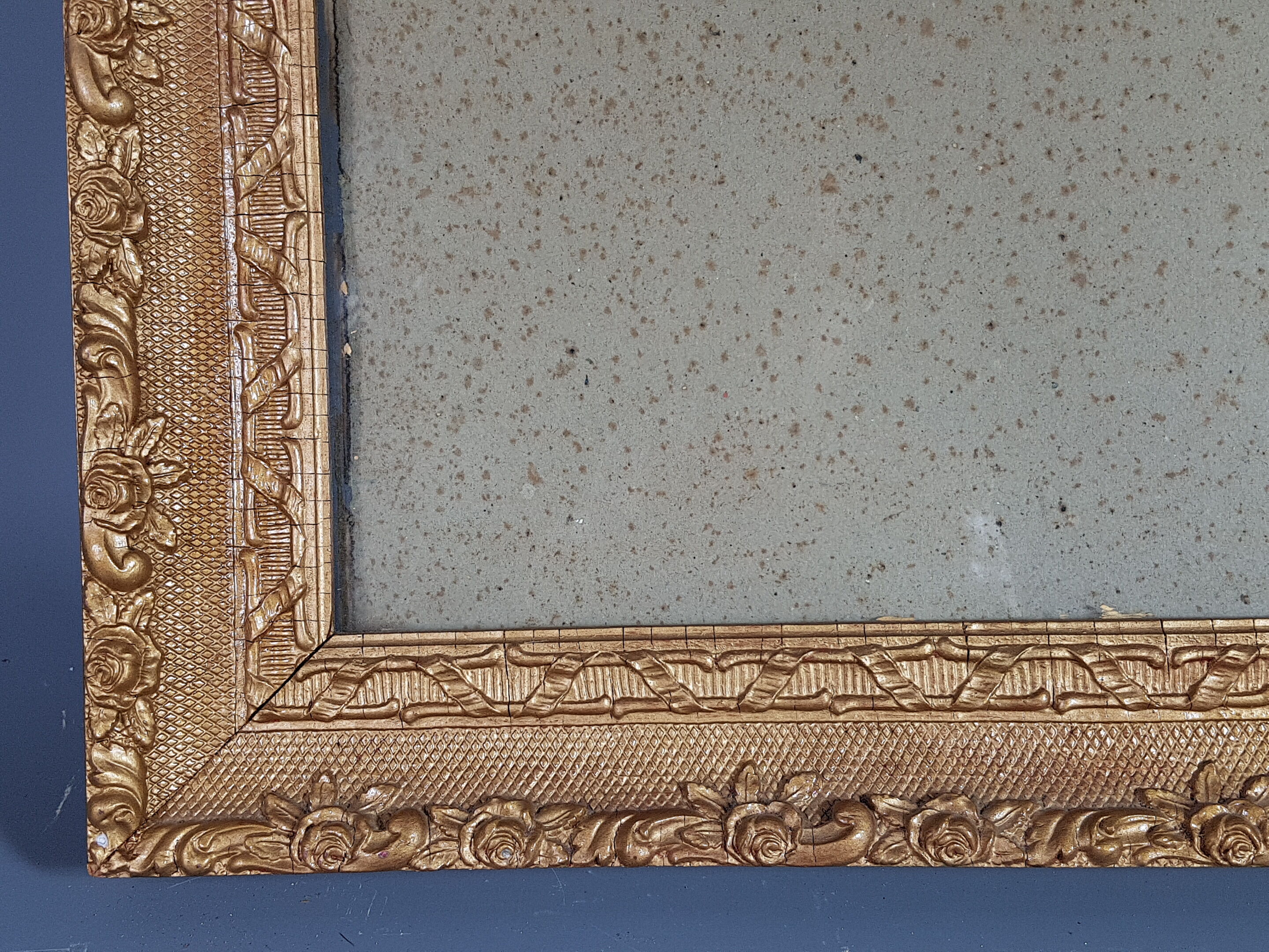 Old wood frame - gilded stucco 61x48.5 cm leafing 51.5x38.2 cm