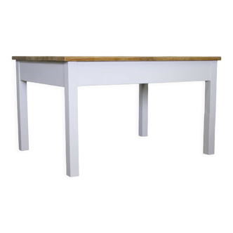 Table basse de ferme
