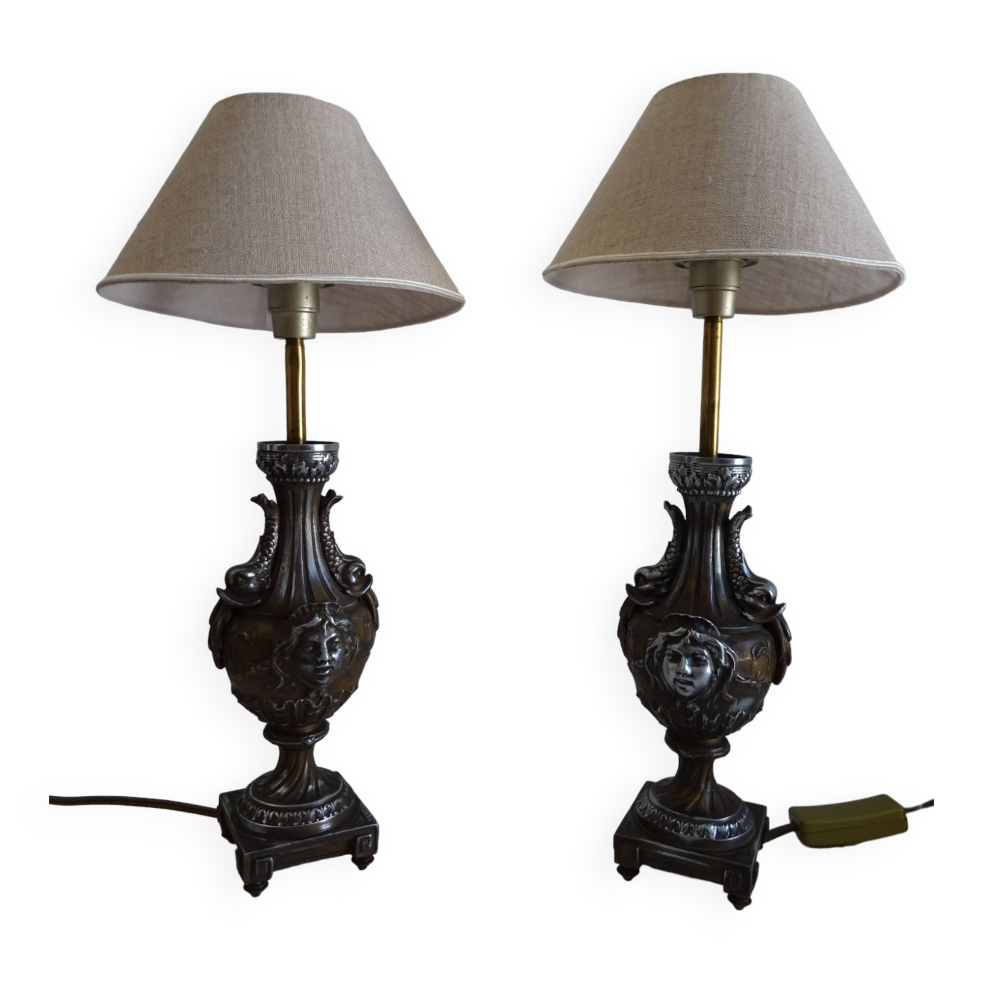 Pair of Louis XVI style lion and cherub decoration lamps