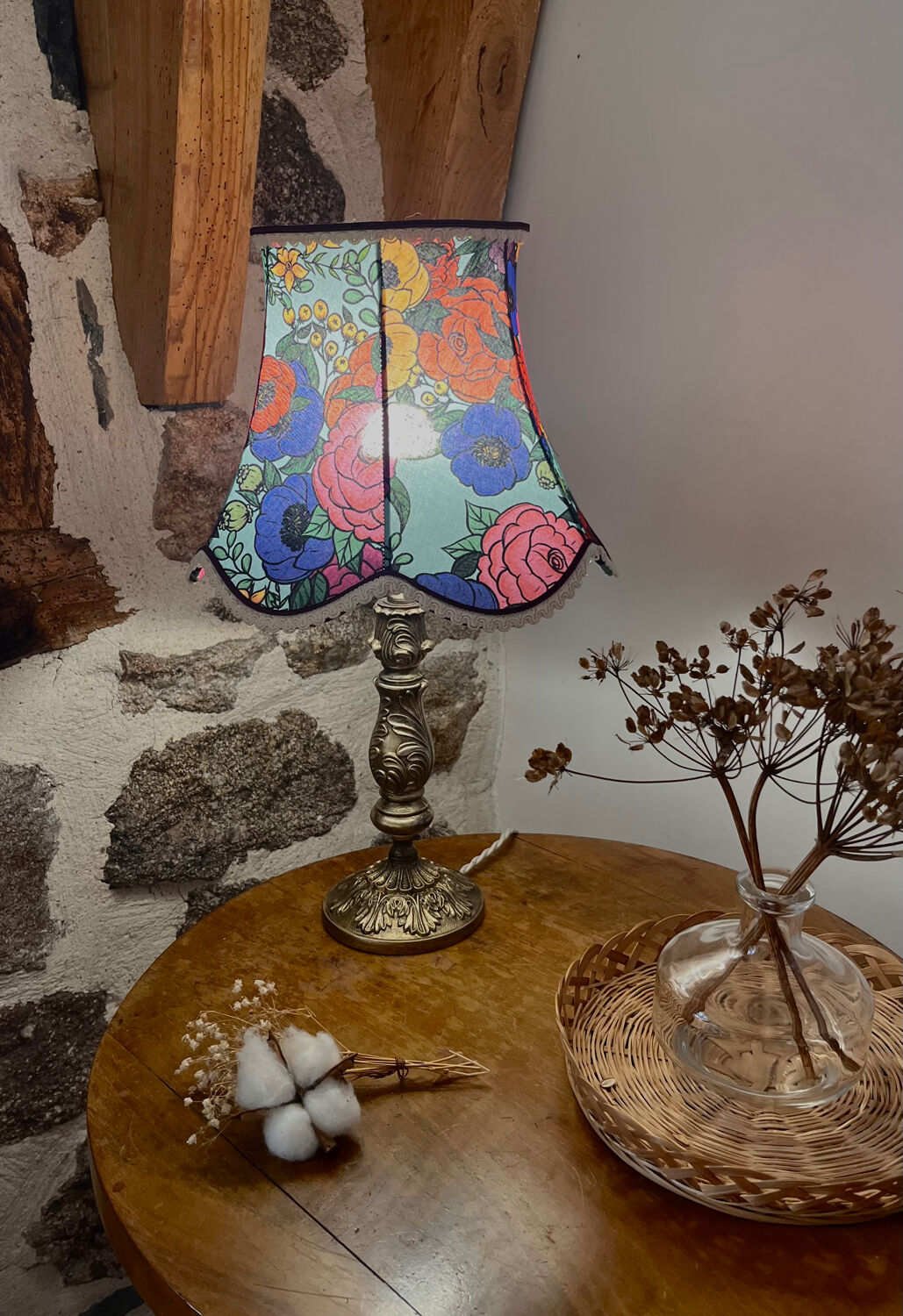 Renovated antique pagoda lamp