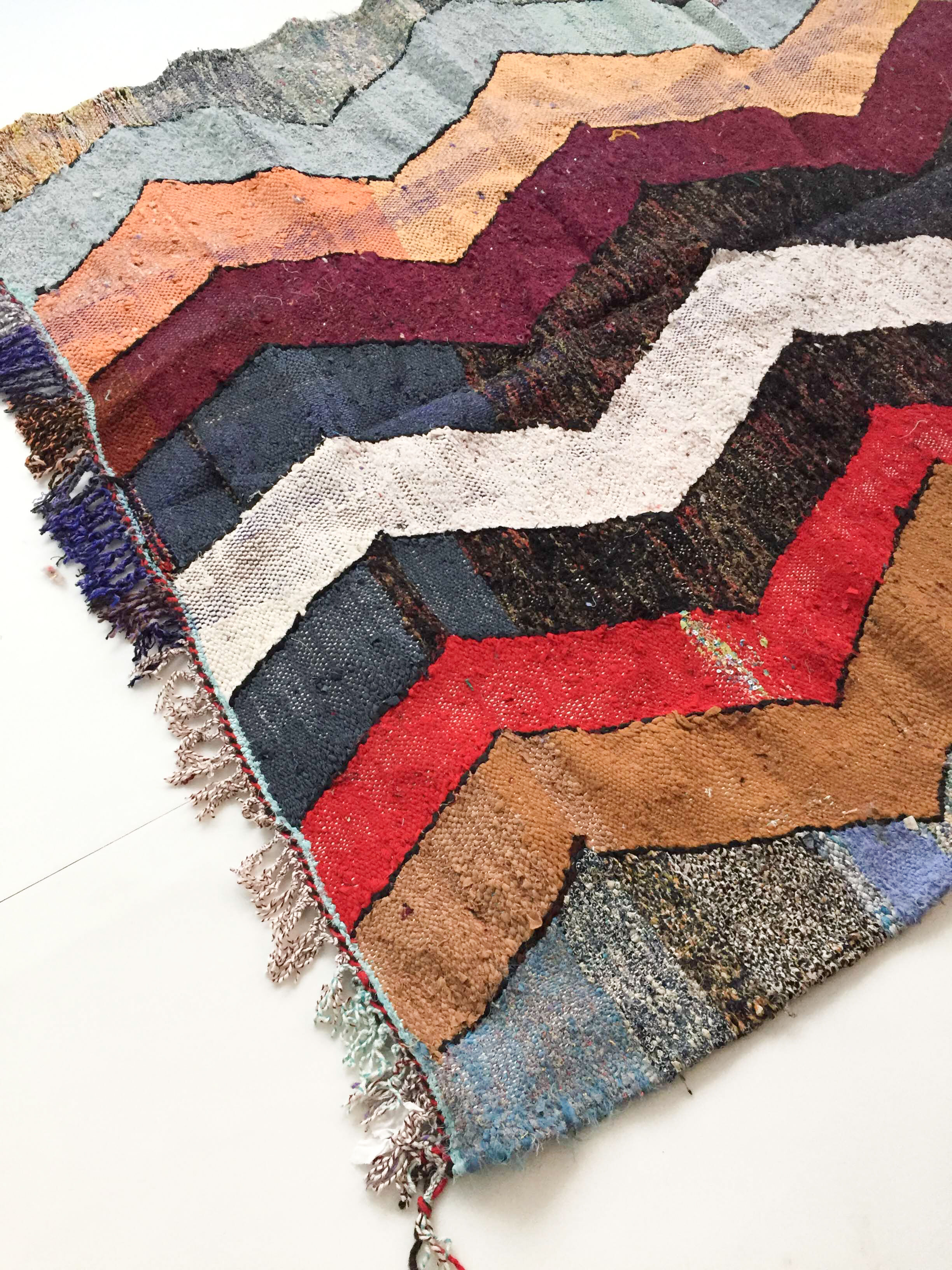 Berber carpet Kilim Boucherouite graphic multicolored 287x152cm