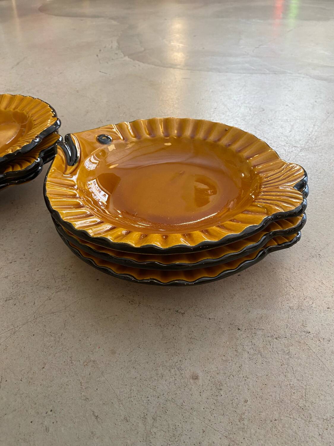 Vallauris fish soup plates