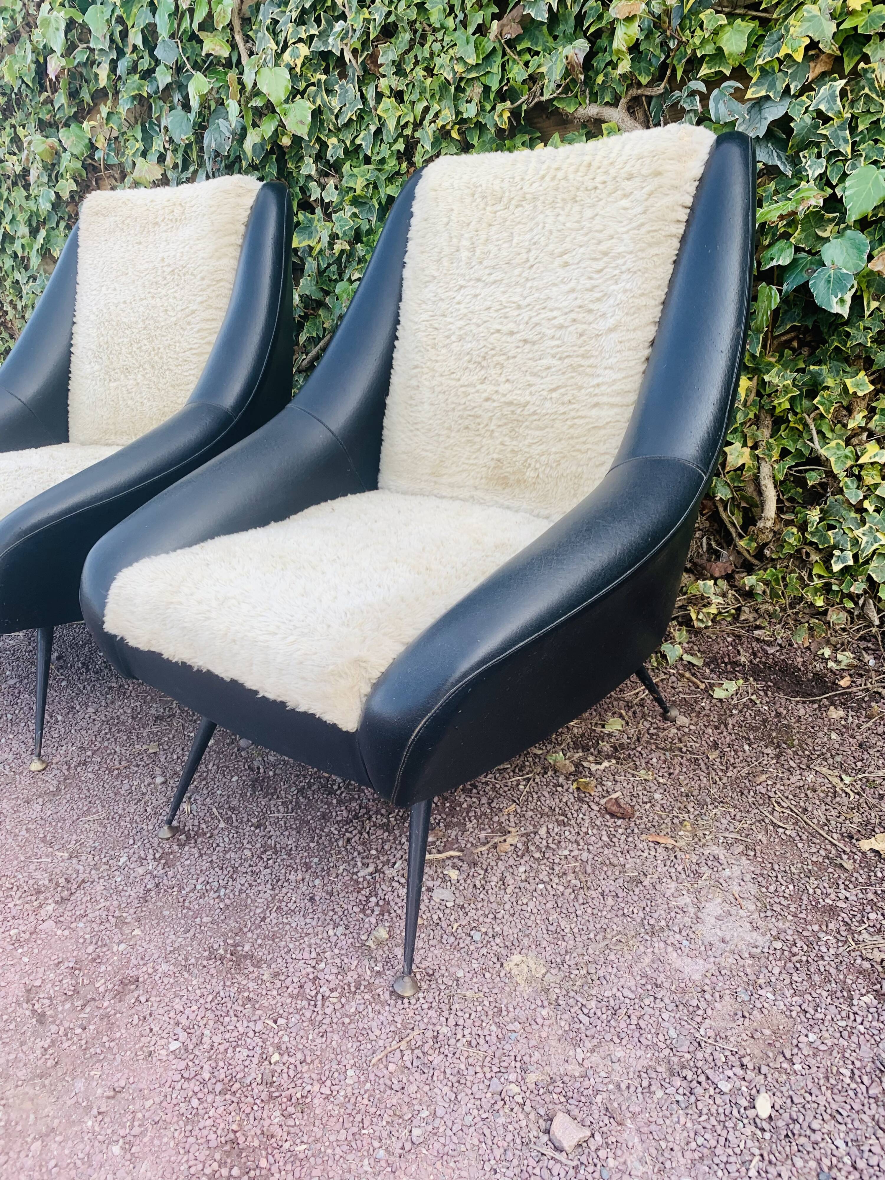 Paire de fauteuils vintage