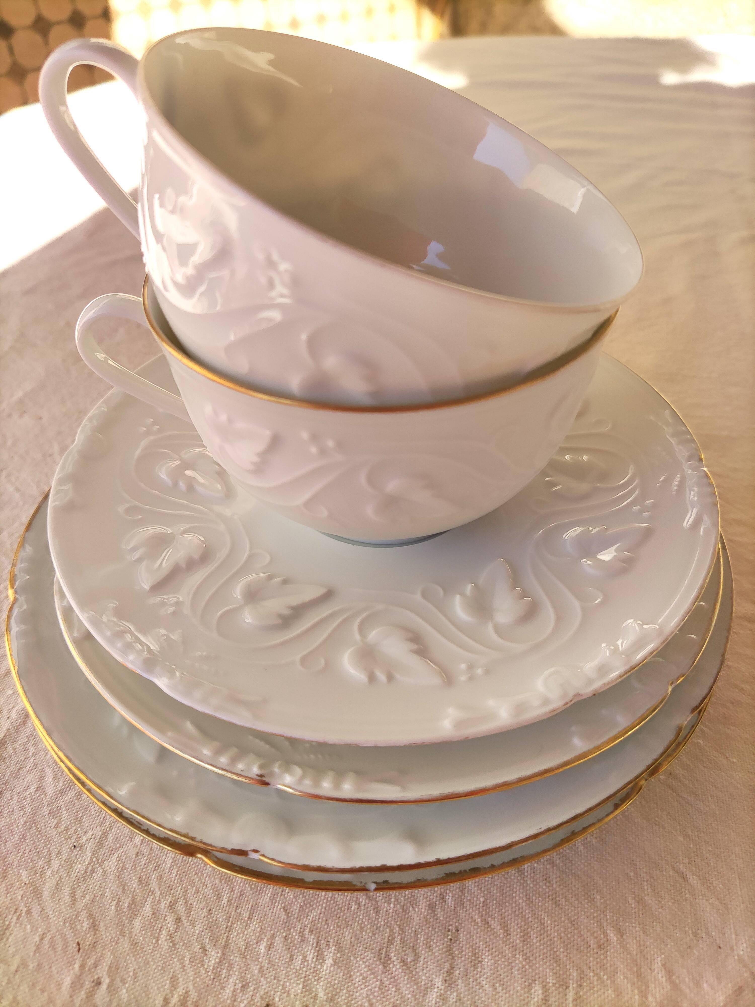 2 breakfasts in Havilland porcelain model Empress