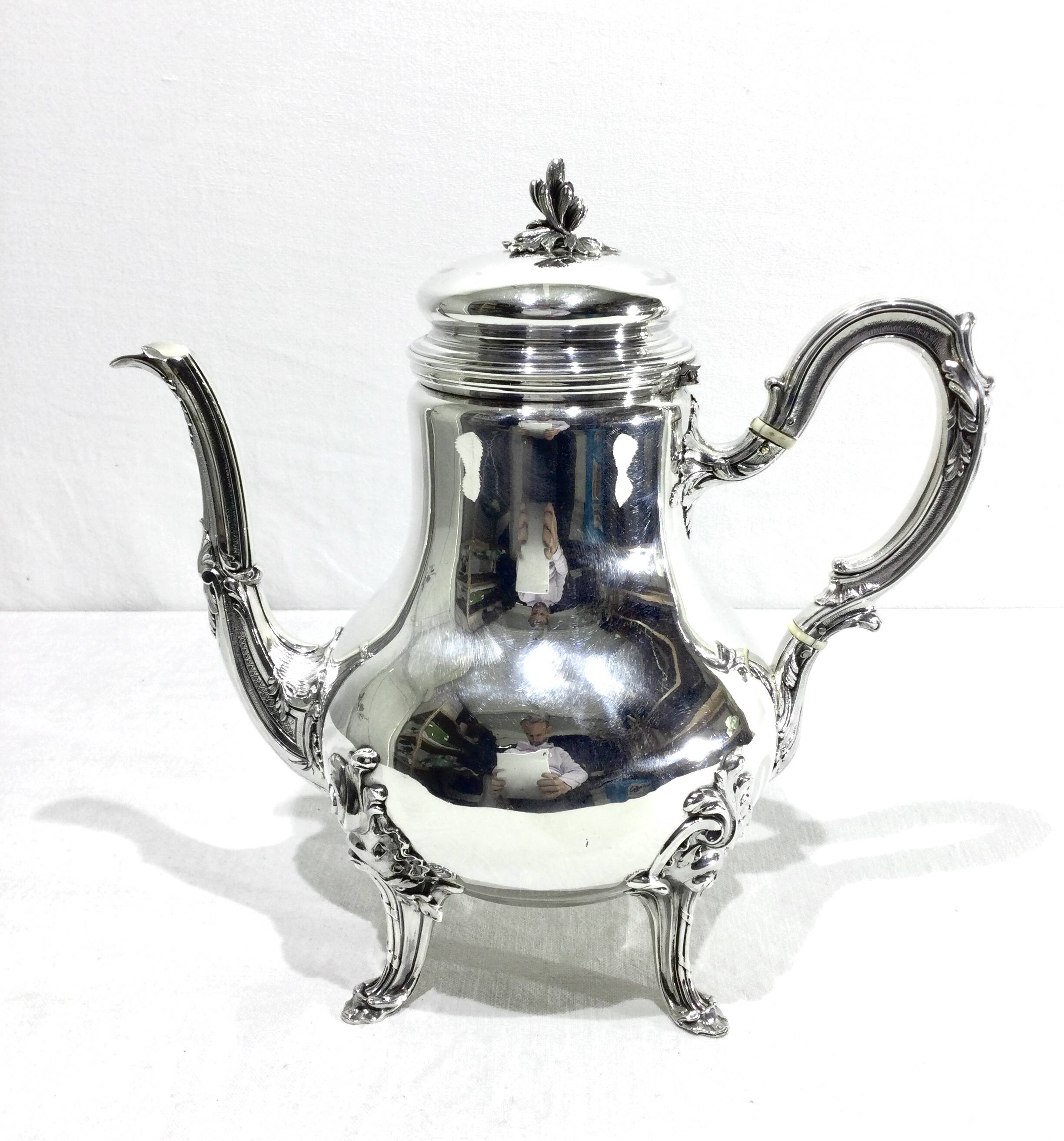 Emile Puiforcat – Silver teapot