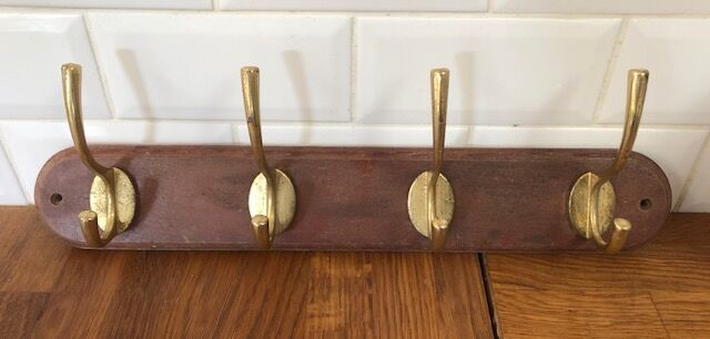 Wooden and brass hooks 4 hooks