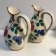 Paire de vases pichets avec bec verseur anse déco fleur numéroté