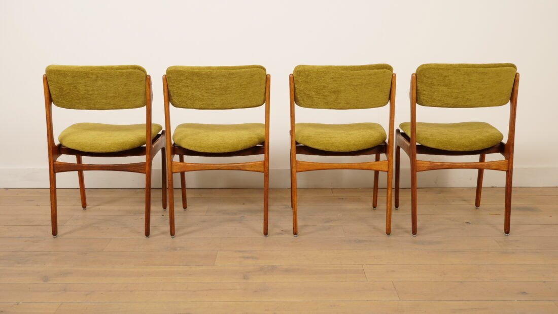 4 chaises de salle à manger | Erik Buch | Modèle 49 | Palissandre | Rembourrées