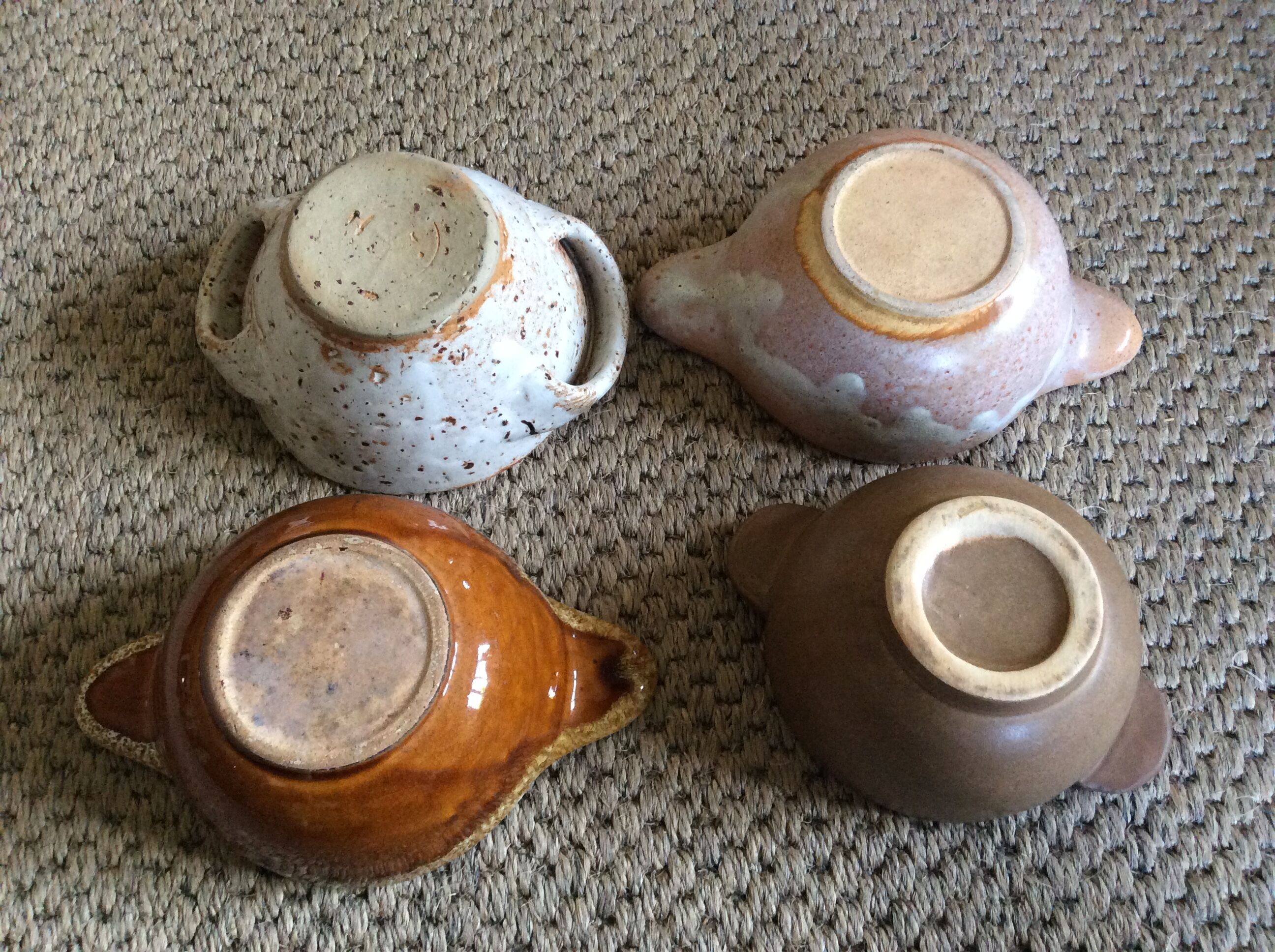 4 stoneware bowls
