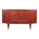 Buffet haut en teck, design danois, années 1960, production : Danemark