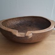 Grande coupe en bois ancienne