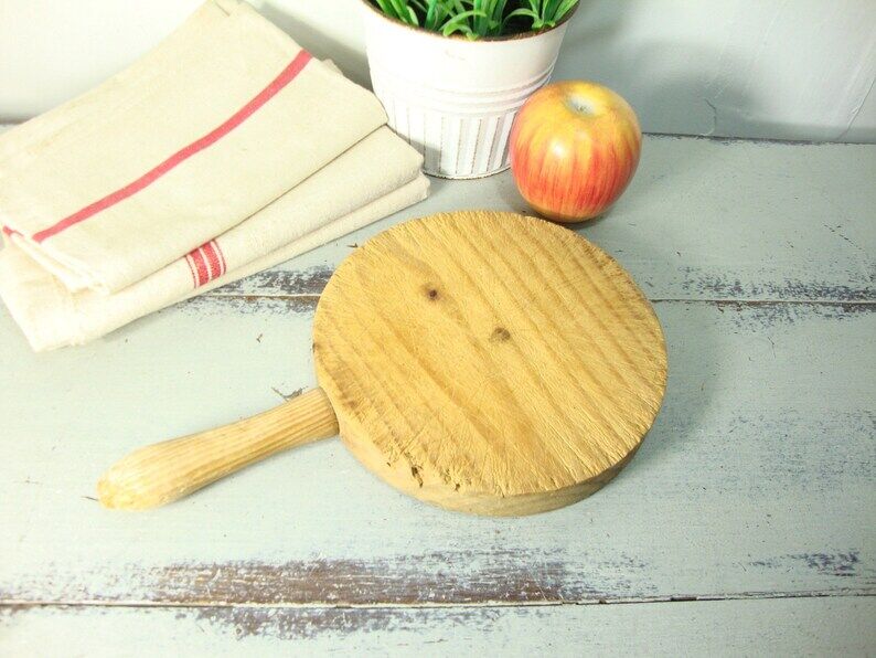 Wooden cutting board