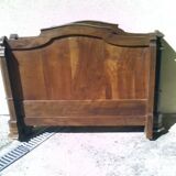 Corner bed