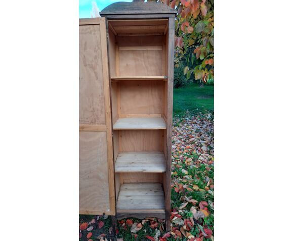 2 vintage cabinets 1 door