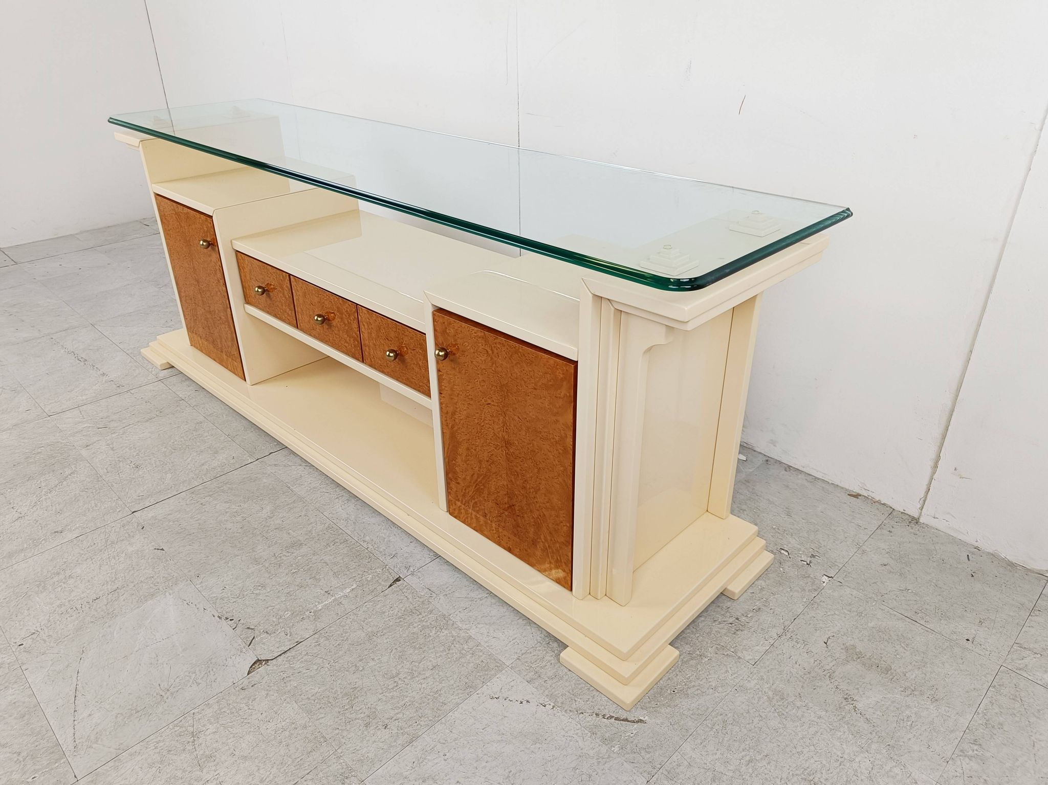 Vintage lacquer and burl wood credenza, 1980s